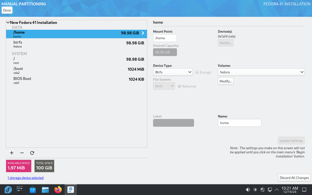 Disk partitioning during Fedora 41 installation